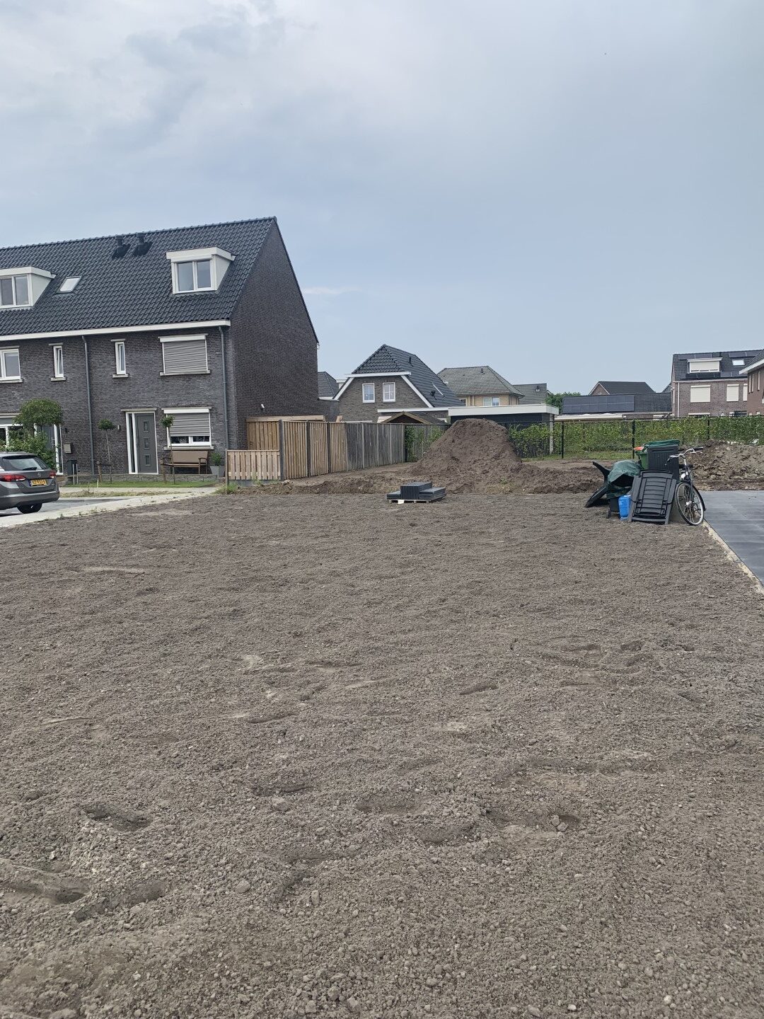 Profileren zeefgrond voor aanleg gras